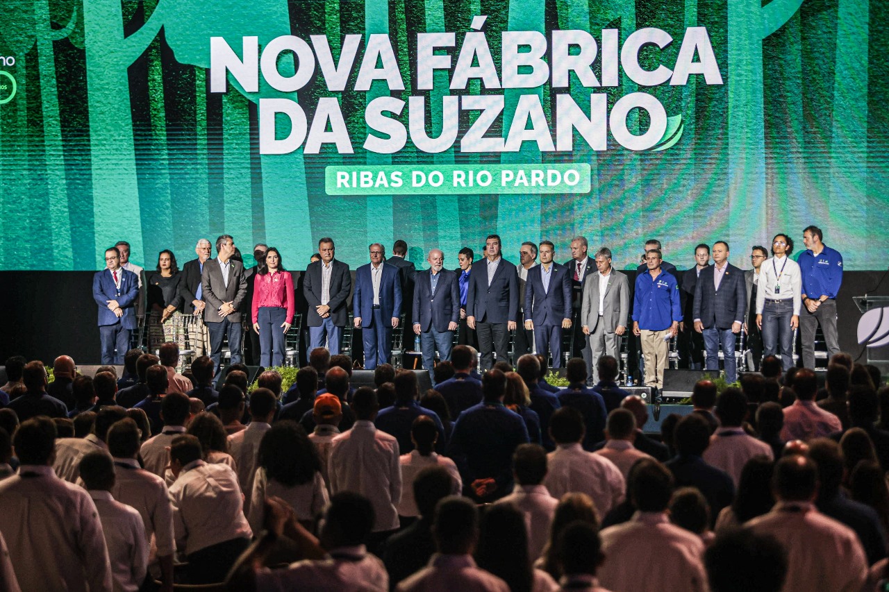 Suzano inaugura oficialmente a maior fbrica de ce...