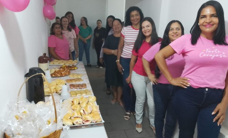 Subprefeitura de Itabatã festeja com as servidora...