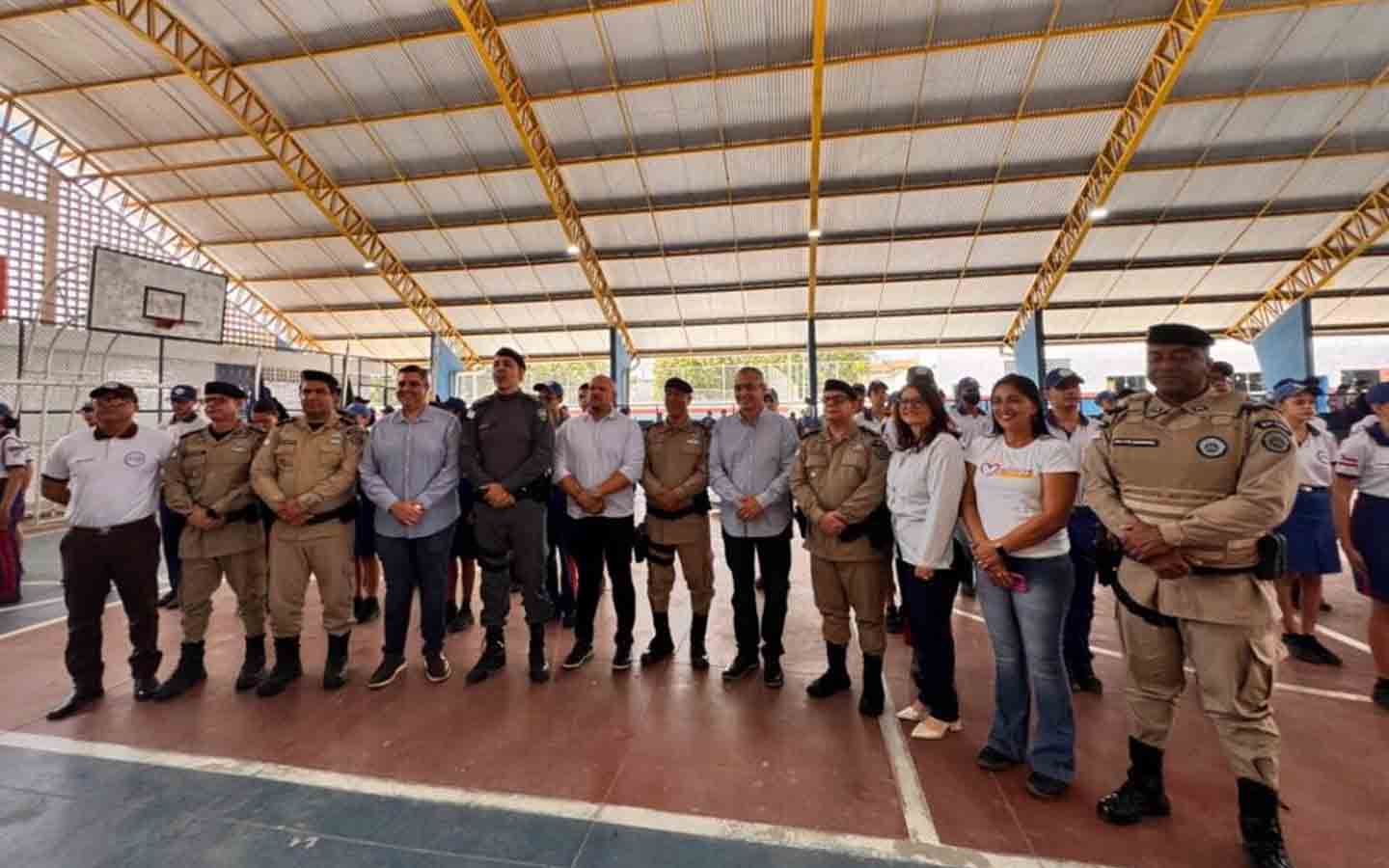 Prefeitura de Teixeira de Freitas recebe comitiva ...